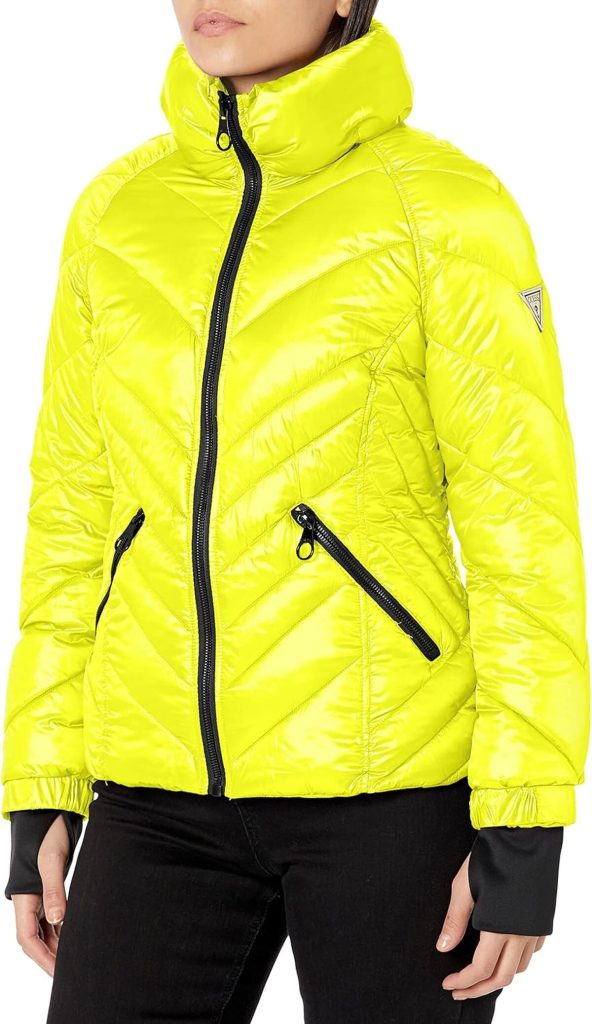 Test : manteau Softshell Guess pour femmes, style et praticité