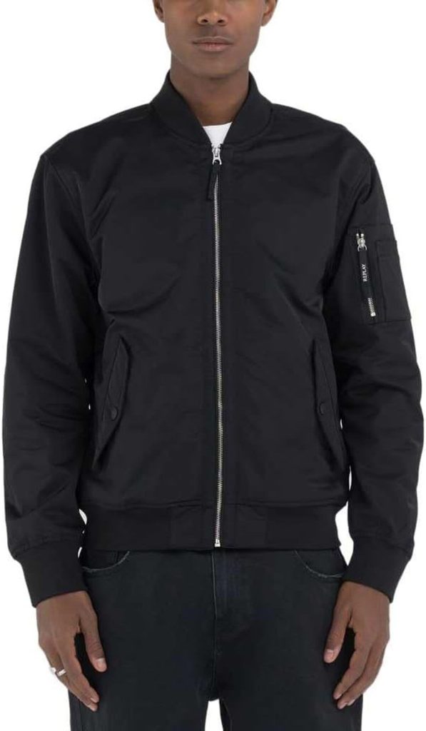Test du blouson Replay M8377 noir pour homme