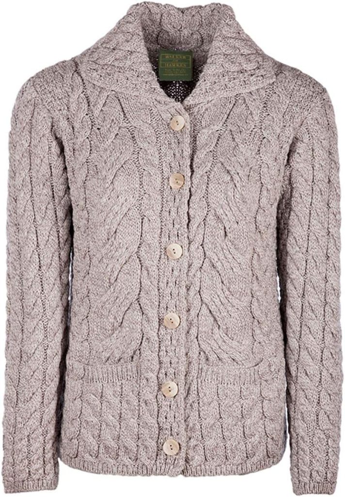 Test du cardigan Walker and Hawkes Harrison en laine mérinos