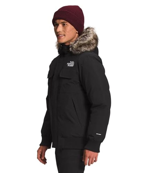 Découvrez notre avis détaillé sur le blouson aviateur The North Face Mcmurdo pour homme en taille XXL : confort, style et performance au rendez-vous