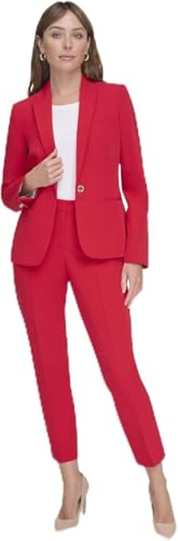 Découvrez notre avis complet sur le blazer écarlate Tommy Hilfiger pour femme : qualité, coupe et prix. Un incontournable de mode élégante et intemporelle.