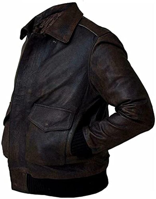 Découvrez notre test complet du blouson aviateur A-2 Flight en cuir vieilli marron taille M. Qualité, confort et style : tous les détails de ce classique intemporel. 