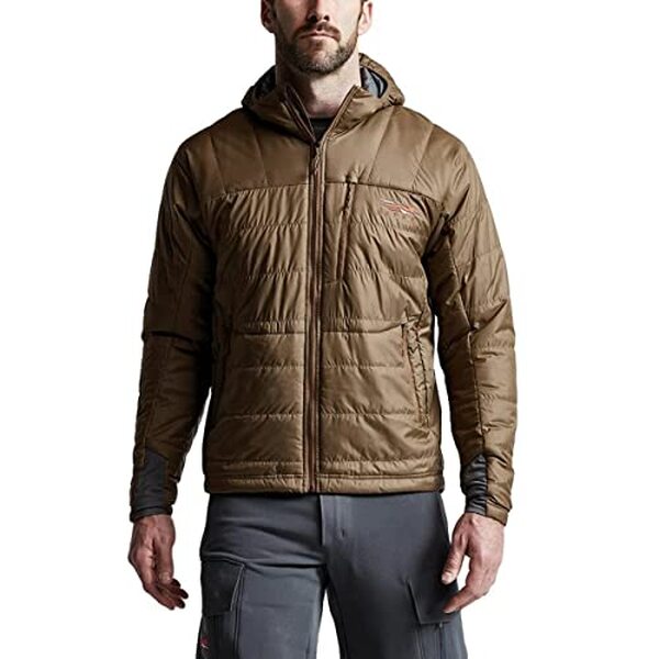 Découvrez notre avis détaillé sur la veste de chasse Kelvin SITKA Gear en XXL : isolation thermique, confort et qualité pour les chasseurs exigeants. 