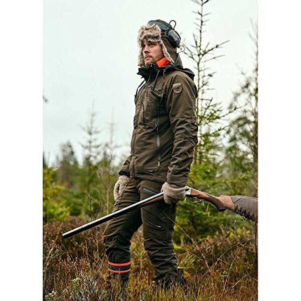 Découvrez notre test complet de la veste de chasse Pinewood Hunter Pro Xtrem 2.0 : imperméabilité, praticité et performance pour vos sorties de chasse. 