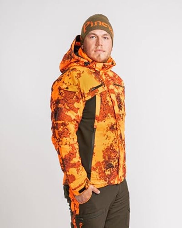Découvrez notre test détaillé de la veste Pinewood Hunter Pro Xtrem : confort, performance et qualité pour vos sorties de chasse et randonnée. 