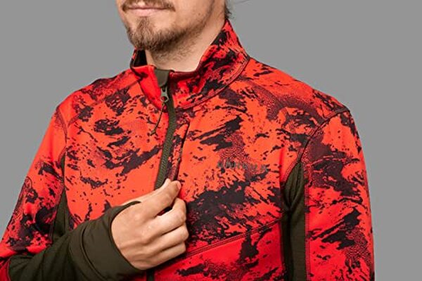 Découvrez notre test détaillé de la veste Wildboar Pro camo fleece Härkila : performance, design scandinave et qualité pour les chasseurs exigeants.