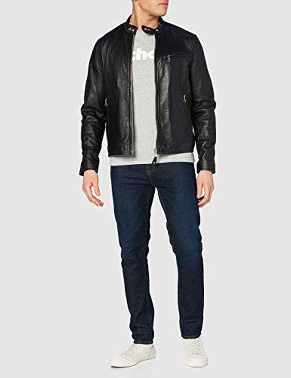 Découvrez notre avis détaillé sur le blouson Schott NYC LC949D noir pour homme : qualité, style et durabilité de cette veste incontournable.