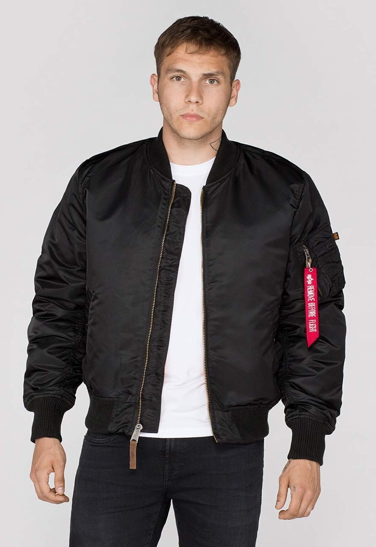 Test du blouson bomber Alpha Industries MA-1 VF 59 pour homme noir